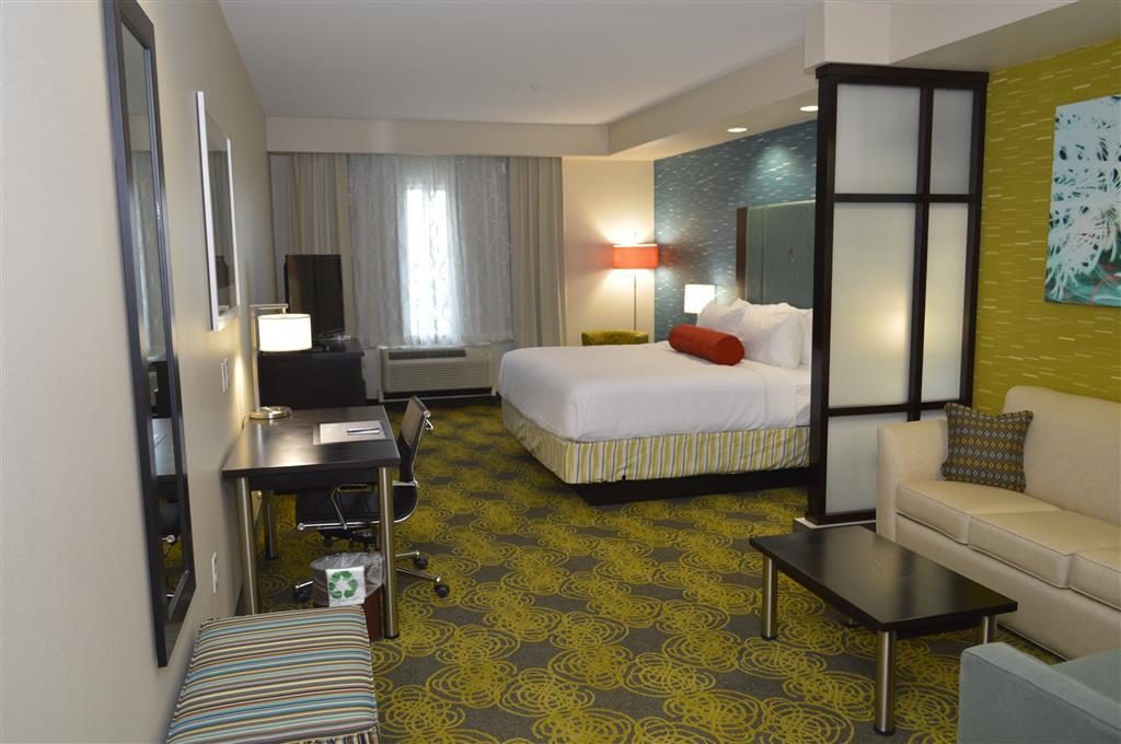 Best Western Premier Ashton Suites - Willowbrook Houston Quarto foto